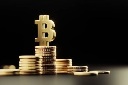 Photo synthèse représentant des pièces de Bitcoins en or 